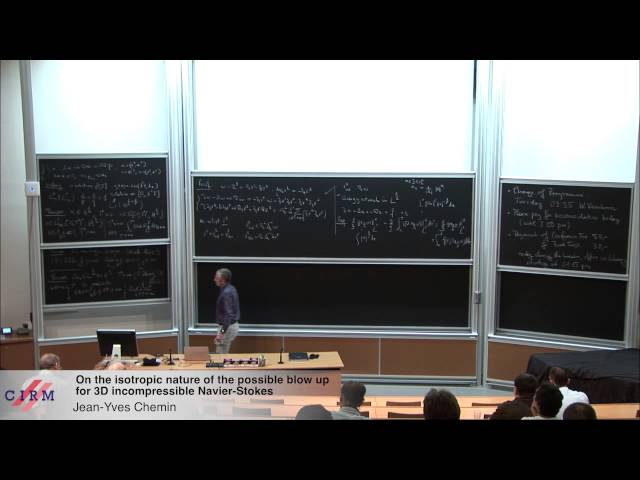 Partial Differential Equations - Advanced Topics and Applications
