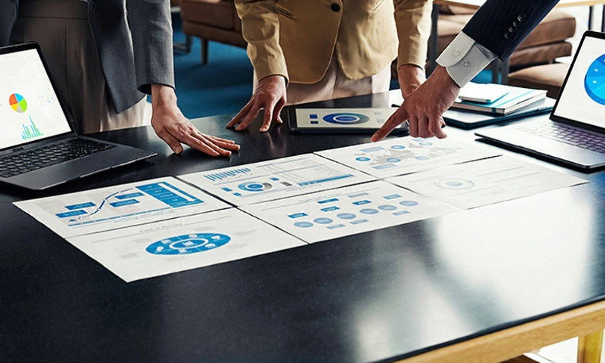 Survey Samples: Size and Methods