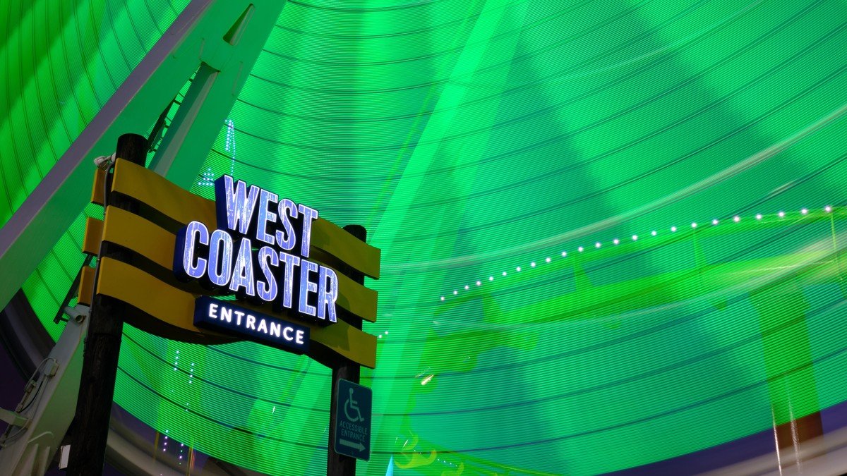 Photos for macOS Ventura and iPhone Essential Training