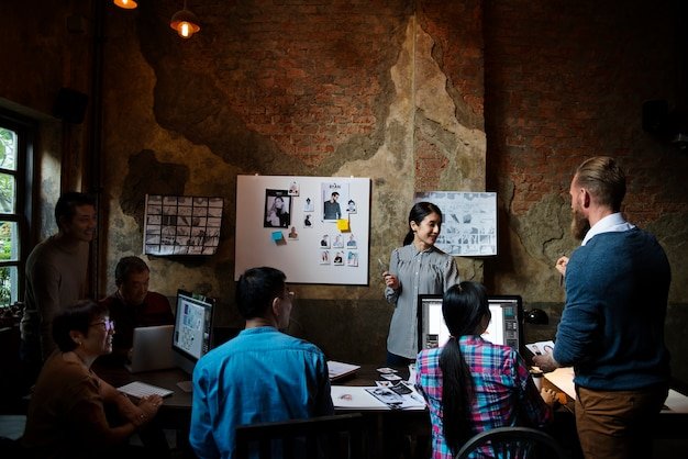 Marketing Through Story: Building Brands and Leading with Compelling Narratives