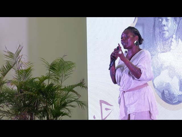 La reina de Norteamérica que nunca fue - Identidad y Multiculturalidad