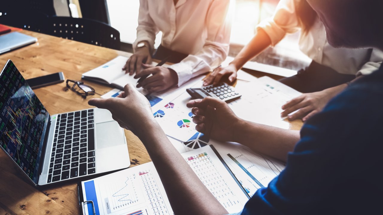 Managing Money, People, and Technology (Live Online)