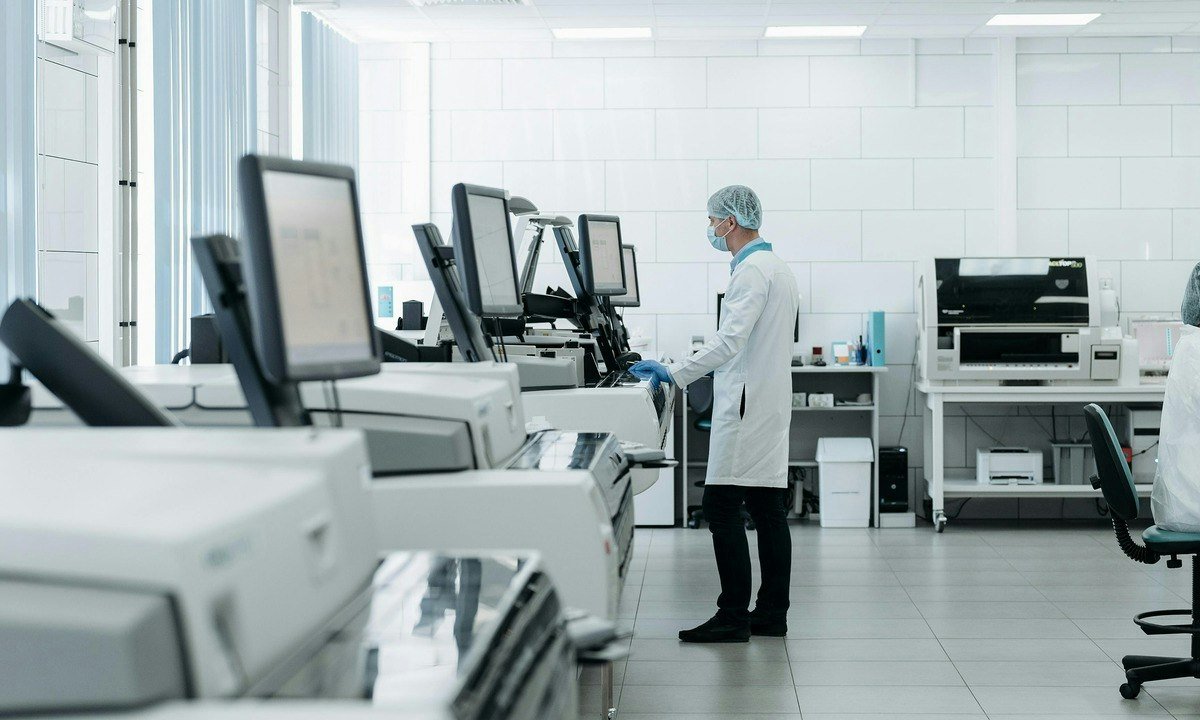 Healthcare Data Management, Security, and Compliance