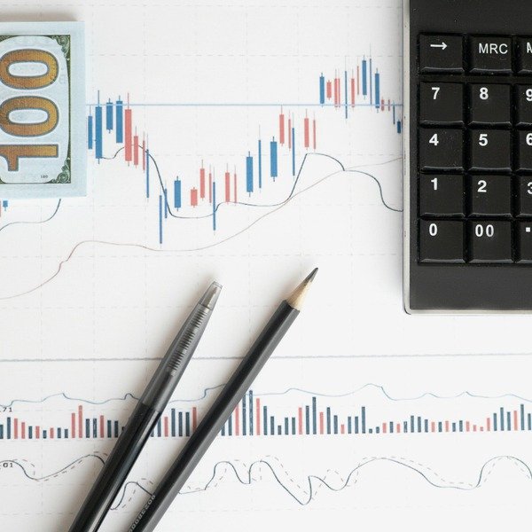 Financial Data Analysis with Excel