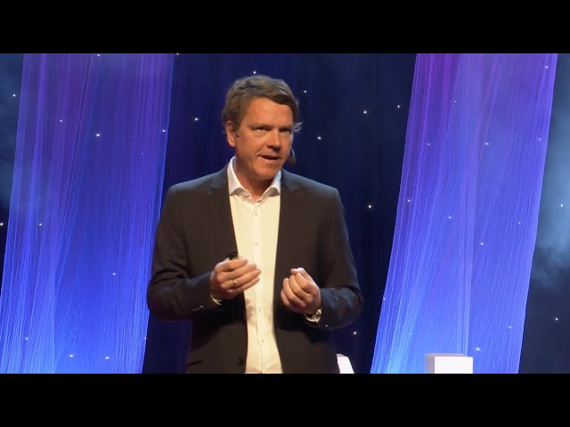 How to Become a Highly Effective Leader