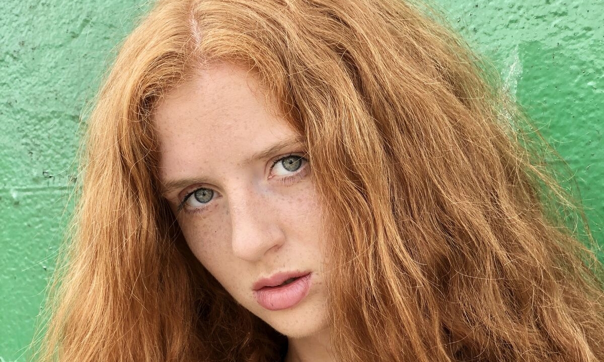 Portraits: Photographing People with Clarity and Intention with Jack Hollingsworth