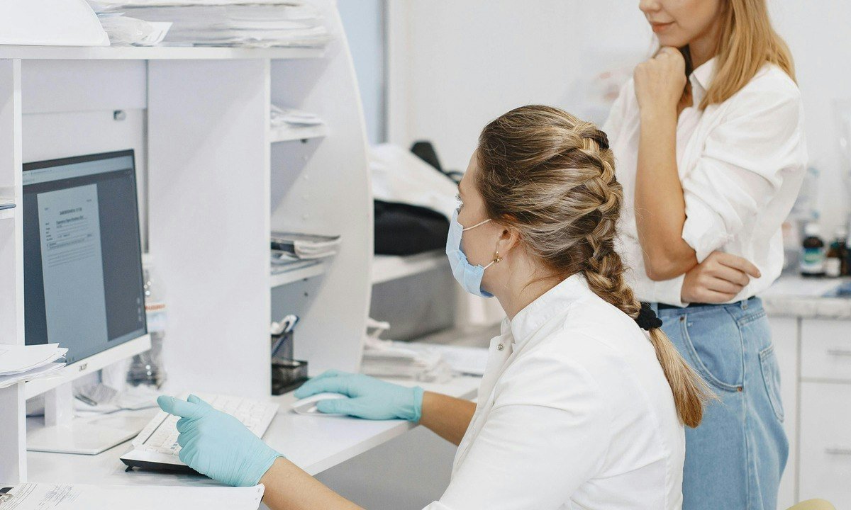 Clinical Workflow Automation and AI Integration