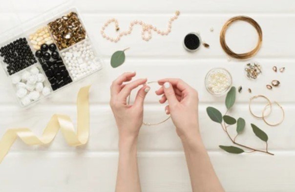 Virtual Wire Jewelry Making (Kit Included) (Team Building)