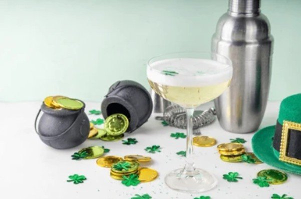 Virtual St. Patrick's Day Mixology (Kit Included) (Team Building)