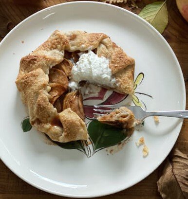 Seasonal Fruit Galettes (Virtual Baking) (Live Online)