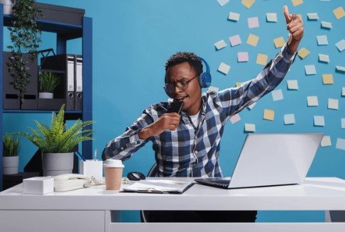 Virtual Trivia: It's Summer! (Team Building)