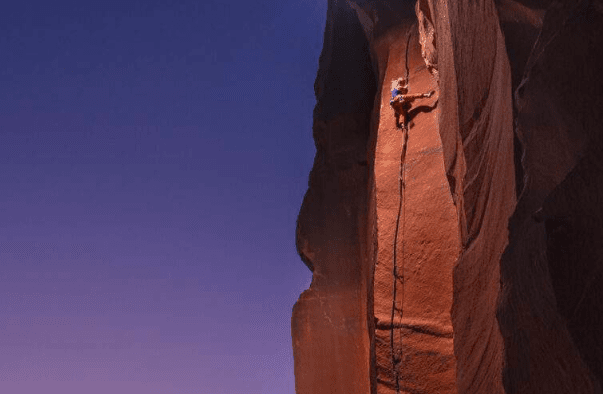 Pushing the Envelope: Diving into Adventure Photography (Live Online)