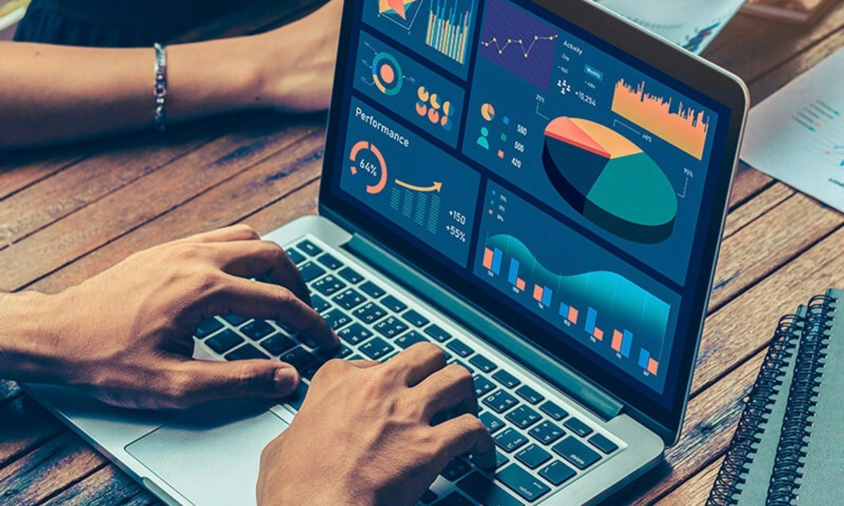 Data Science: Data Storytelling and Presentation Skills