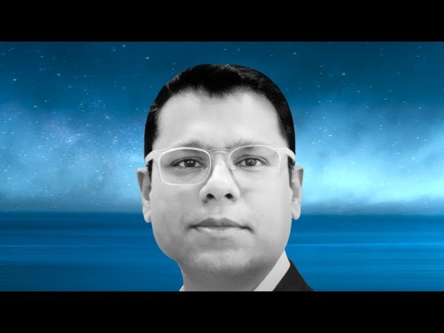 Prompt-Driven Self-Healing Data Pipelines with Reinforcement Learning