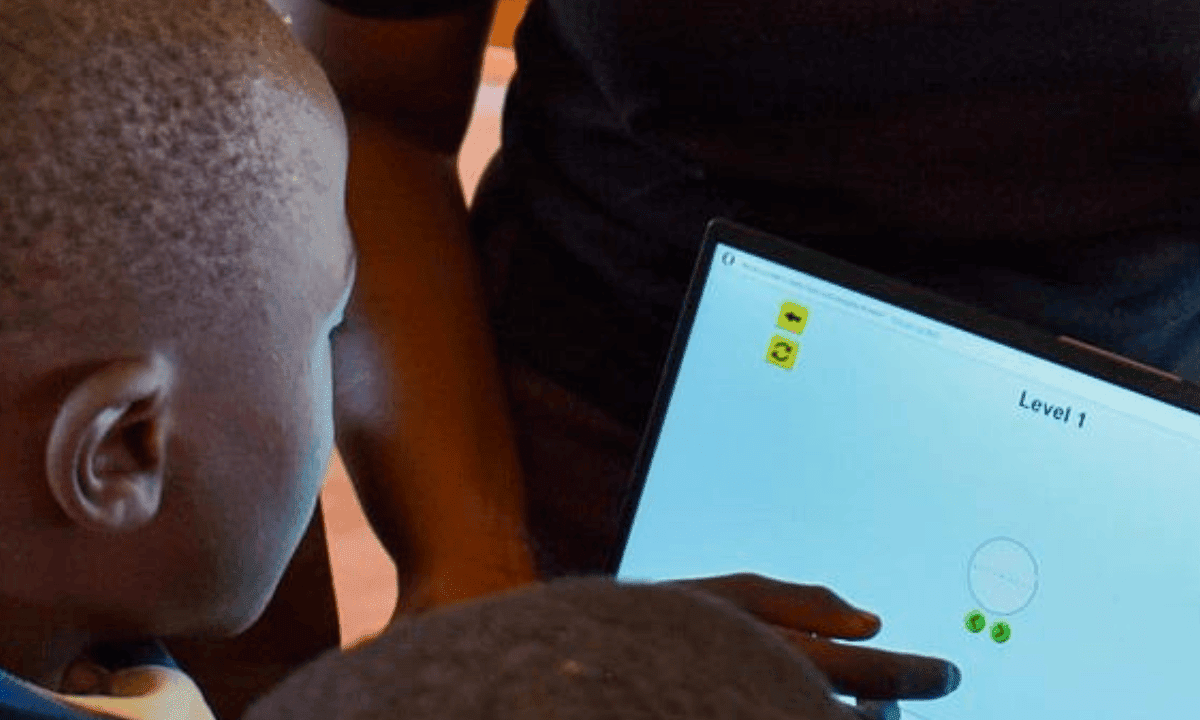 Fractions for Primary Education with PhET Simulations