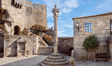 Portugal na Idade Média: um reino com municípios democráticos e sem cidades?