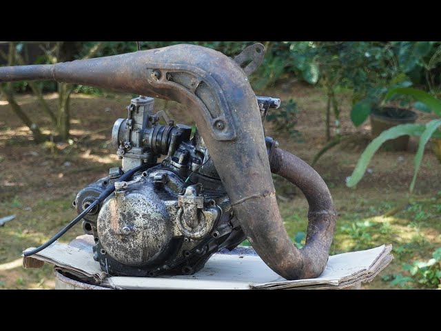 Suzuki TS250X / RH250 2-Stroke Engine Full Restoration - From Rusty to Running Again