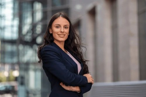 Posing 101: Essentials (Self-Paced)