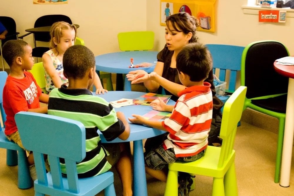 Kids Spanish Beginner 1 (Ages 9-12) (Live Online)