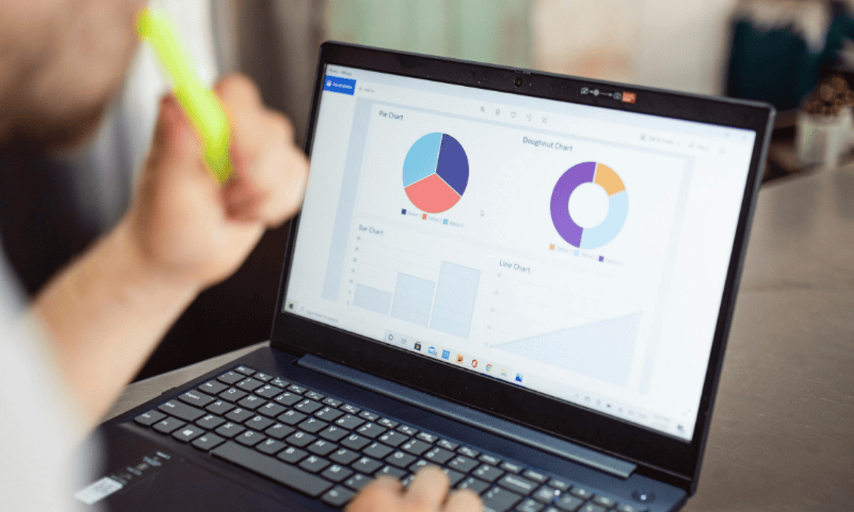 AI & CRM Insight