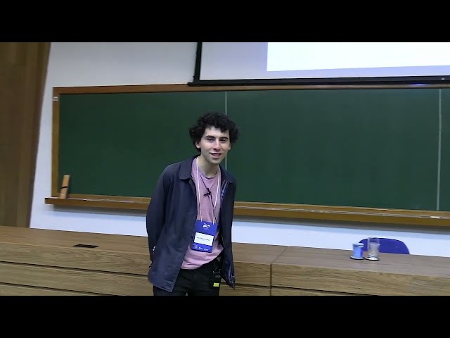 Global Hypoellipticity of G-Invariant Operators on Homogeneous Vector Bundles