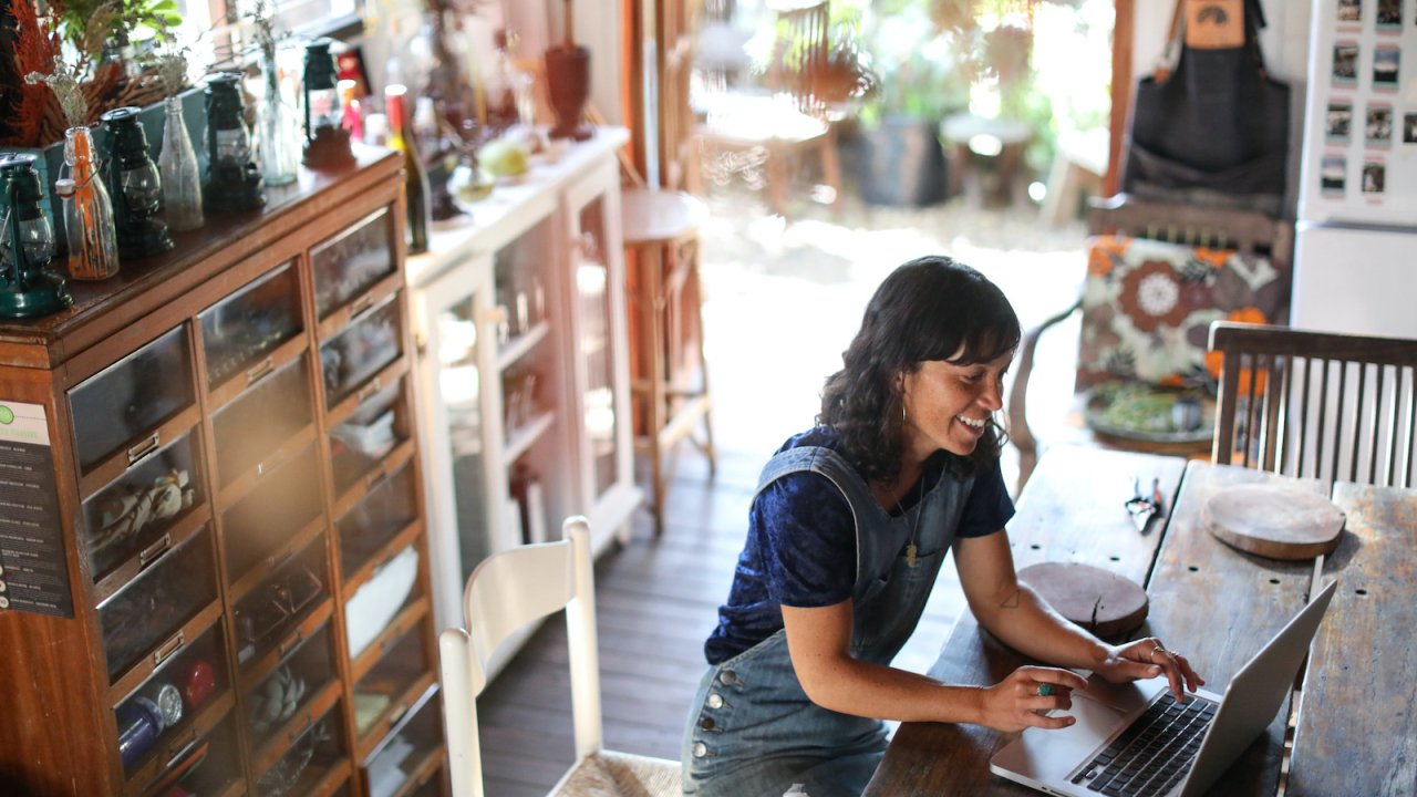 How To Reach New Customers With Instagram Shopping