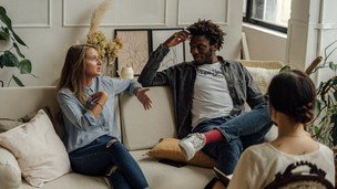 Non-Verbal Communication for Leaders