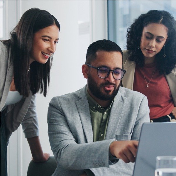 Multichannel Marketing - Email, Content and Mobile Marketing