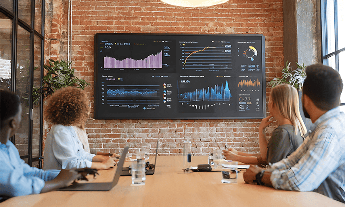 Evaluate Metrics, Craft Dashboards for Jira Mastery