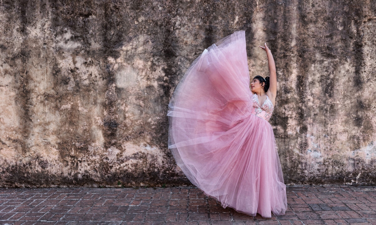 El Arte de Fotografiar Quinceañeras: Movimientos, Emoción y Momentos Inolvidables with Humberto Abed