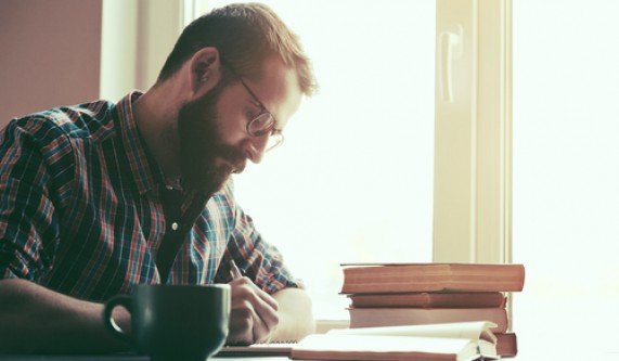 TV 2: TV Drama Draft Writing Workshop with Des Moran (Live Online)