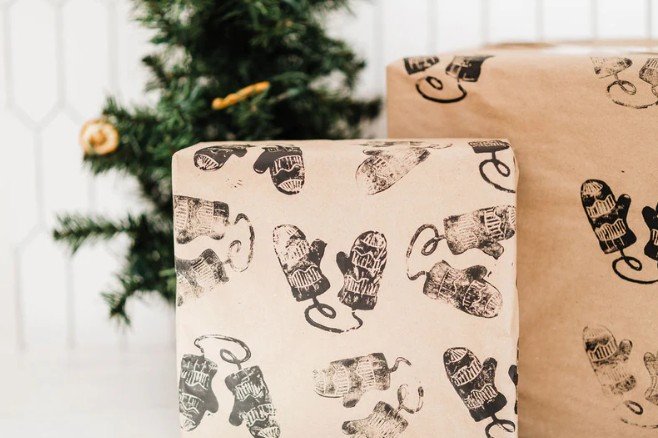 Virtual Holiday Linocut Printmaking (Kit Included) (Team Building)