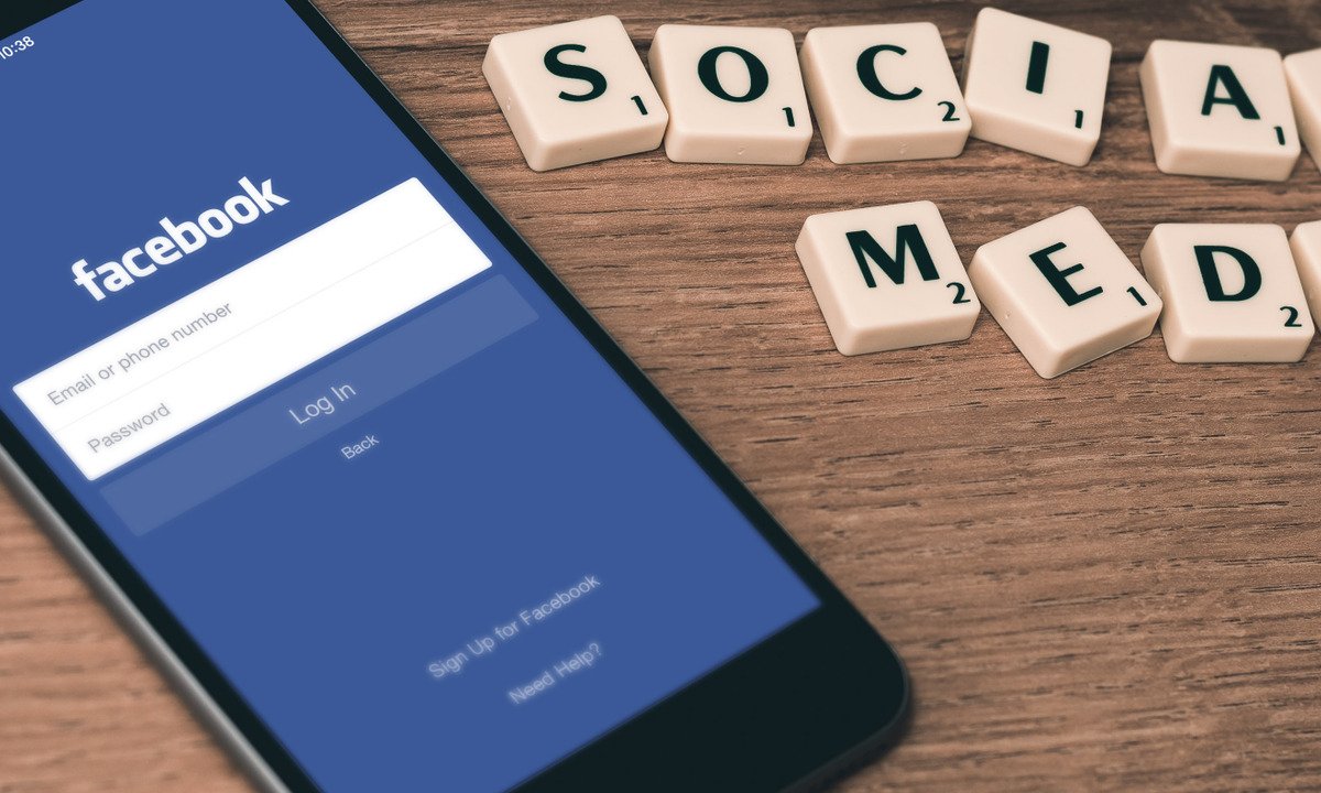 Benutze Facebook für Marketing von Kleinunternehmen