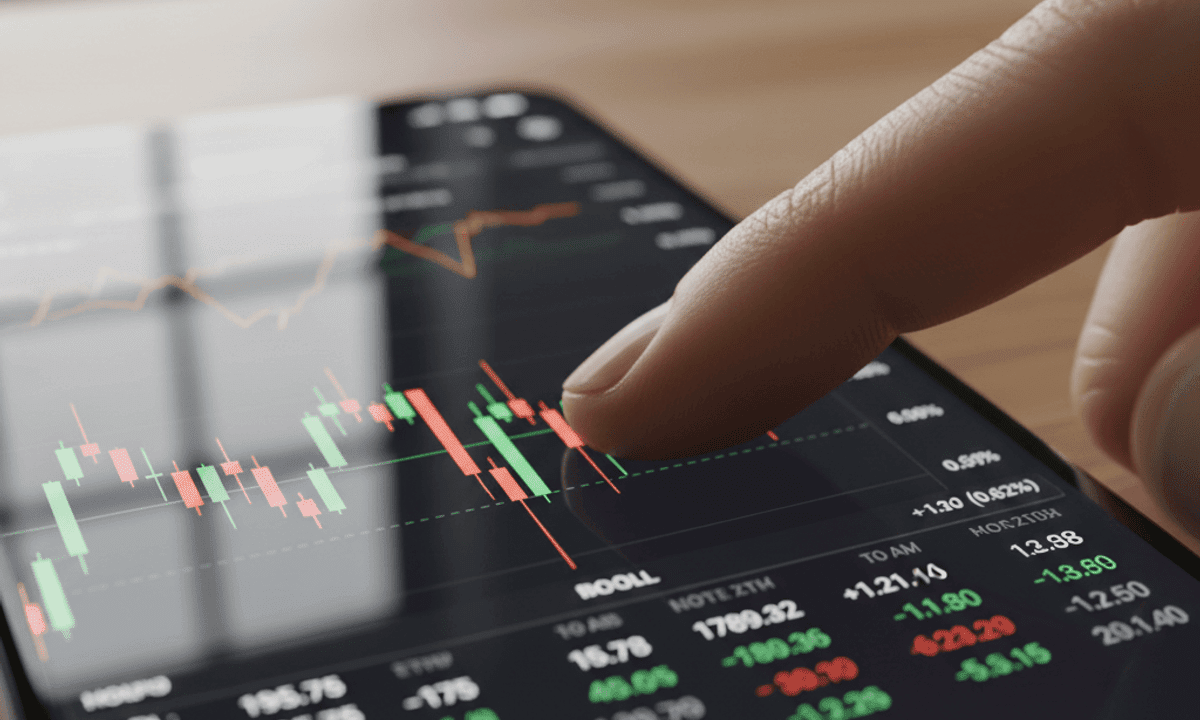 Build an iOS Stock Trading App with Swift & Charts